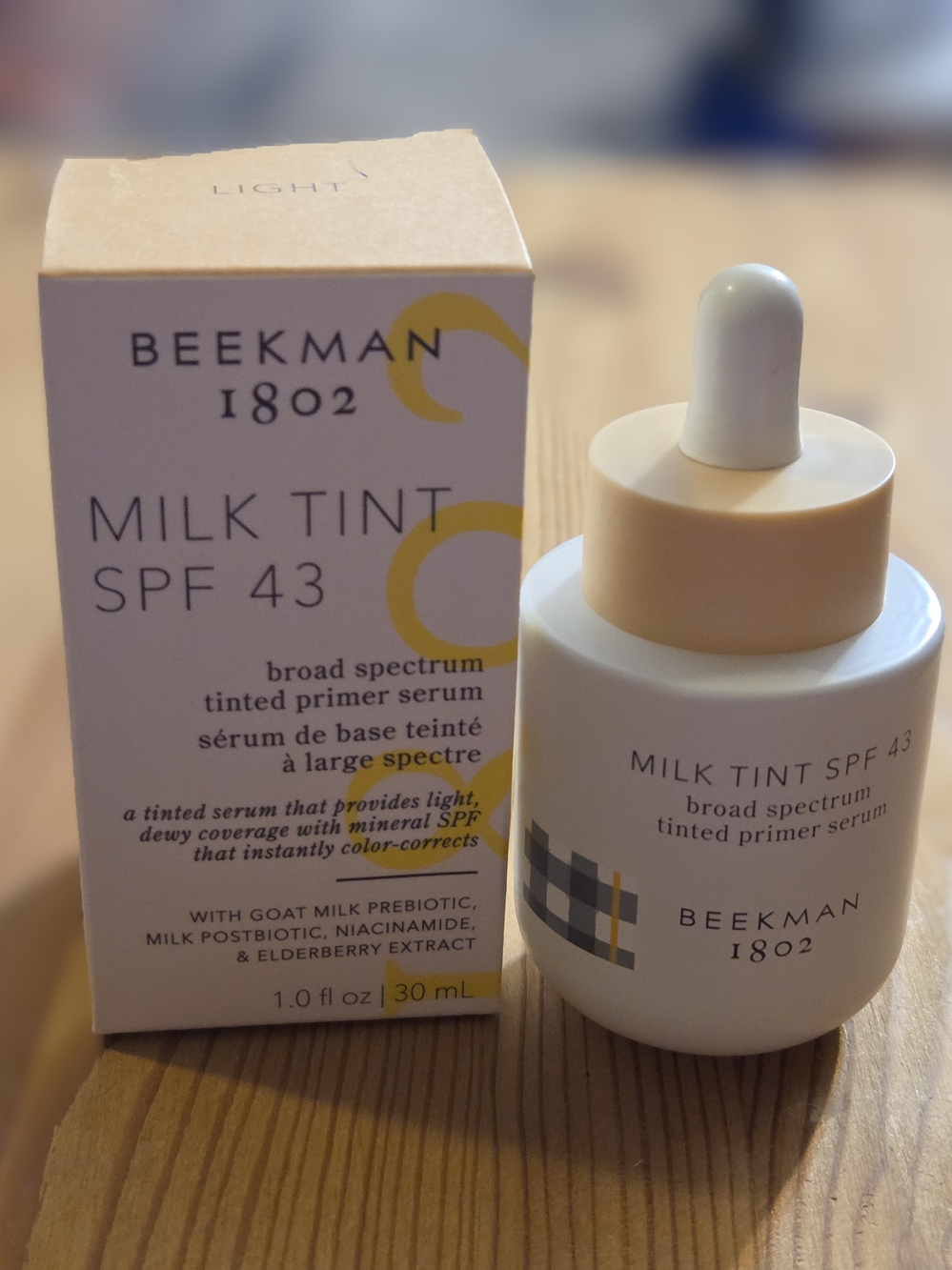 Beekman 1802 Milk Tint SPF 43 Broad Spectrum Tinted Primer Serum in Light